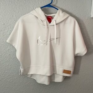 Nike Crop White Shirt